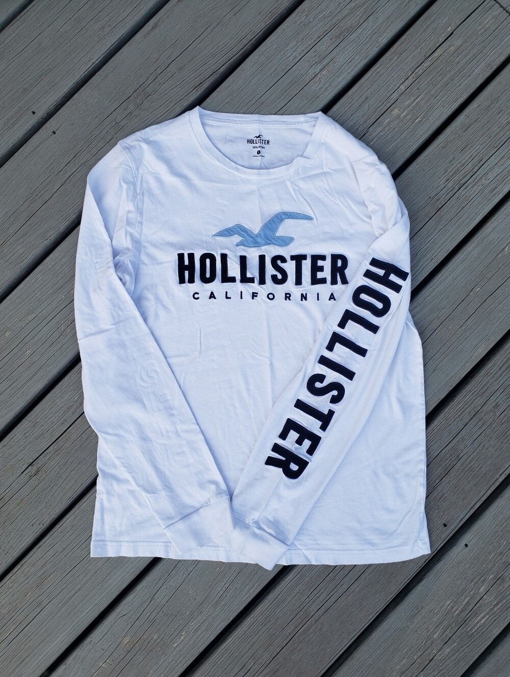 Hollister White Long Sleeve T-Shirt Size Medium